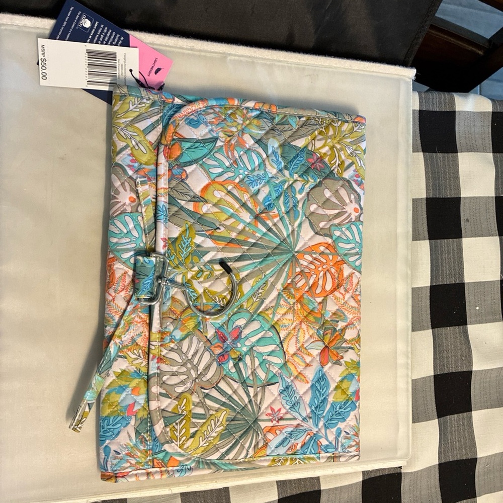 Vera Bradley hanging organizer